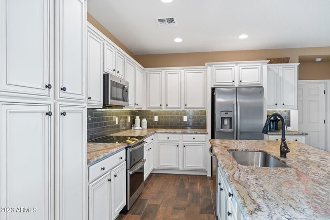 Building Photo - 4456 Covered Wagon Trl