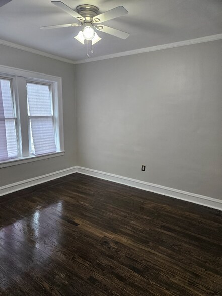 Building Photo - 8309 S Throop St