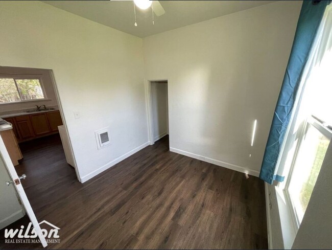 Building Photo - 2bd/1ba House Near Discovery Lab Elementar...