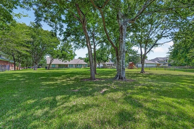 Building Photo - 32515 Westminster Dr