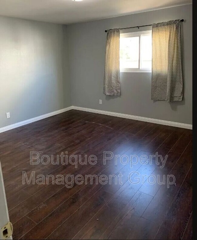 Building Photo - 7022 El Viento Way