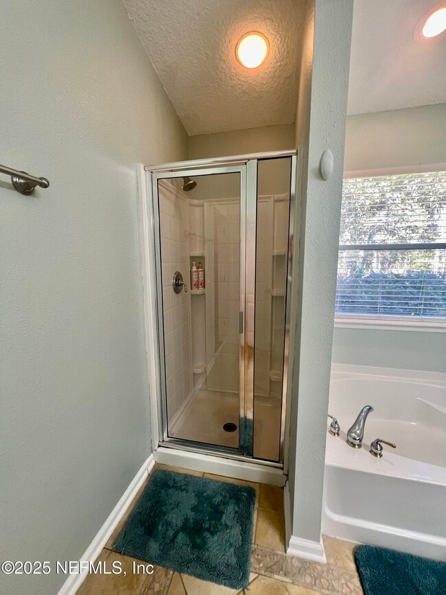 Building Photo - 1607 Harvest Cove Dr