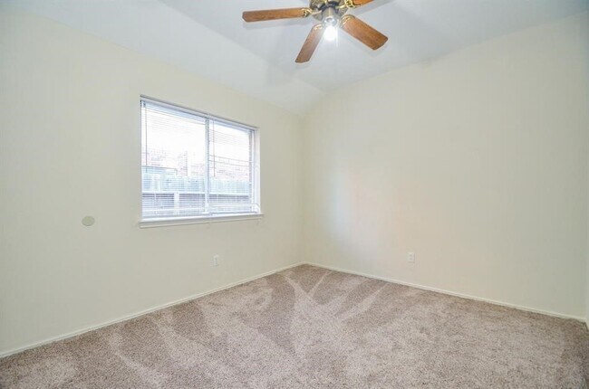 Building Photo - 2906 Cocona Ln