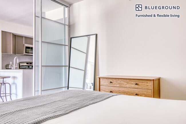 Building Photo - 1539 Purdue Ave