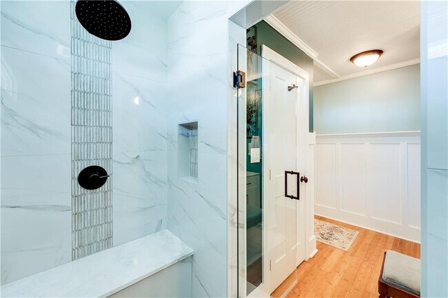 Building Photo - 45 Mortimer St SE