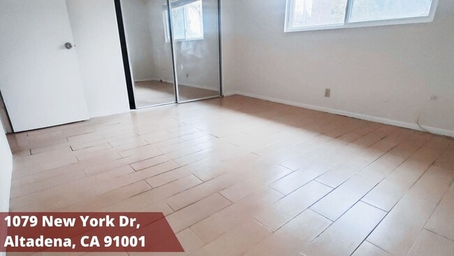 Building Photo - 1079 New York Dr