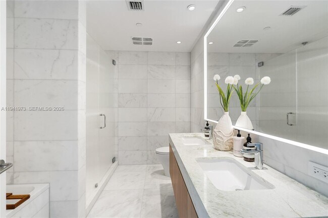 Building Photo - 500 Alton Rd