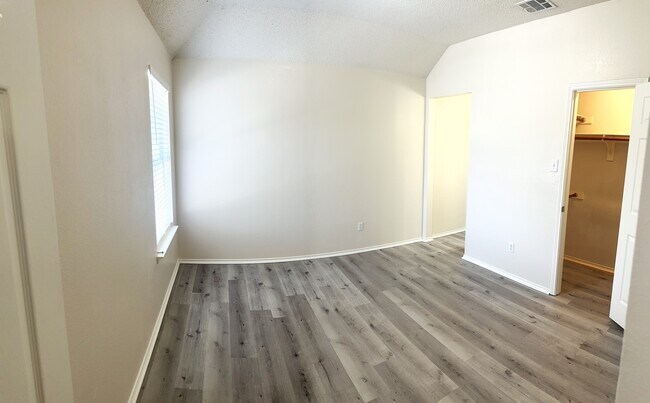 Building Photo - 1717 Arbor Creek Dr