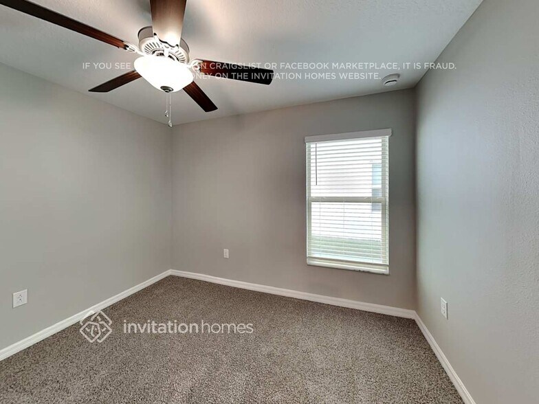 Building Photo - 15527 Miller Creek Dr