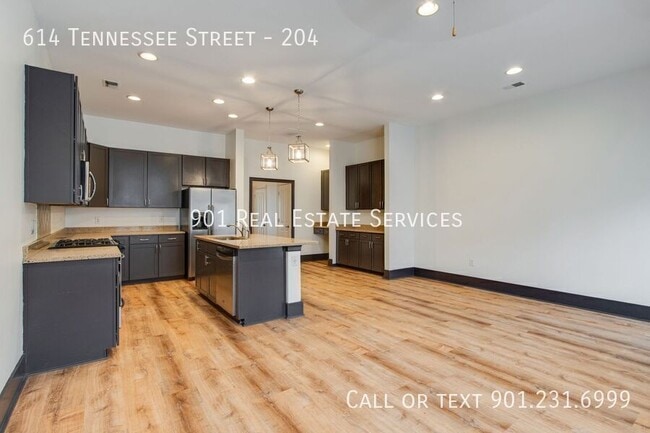 Building Photo - 614 Tennessee St