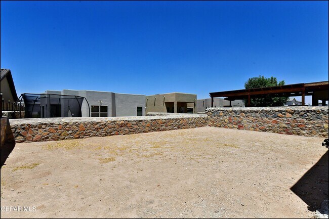 Building Photo - 963 Aircoupe Way