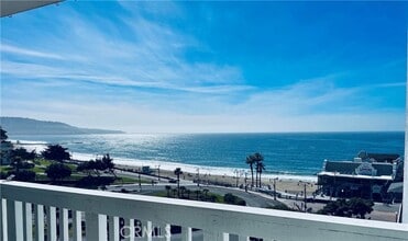 Building Photo - 640 The Village