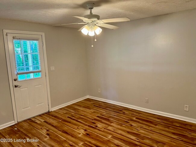 Building Photo - 9218 Axminster Dr