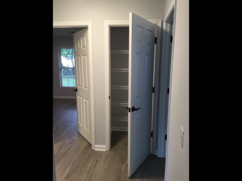 Building Photo - 1609 Tate Rd