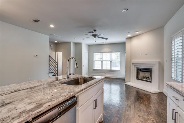 Building Photo - 6140 Oram St