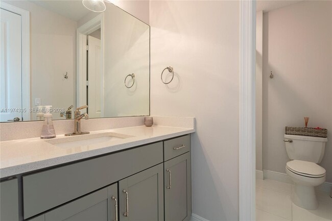 Building Photo - 8555 E Baypoint Cir