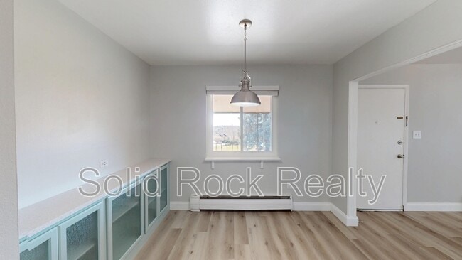 Building Photo - 434 Valley Hi Cir