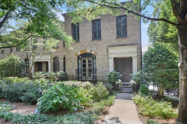 Building Photo - 3601 Habersham Rd NW