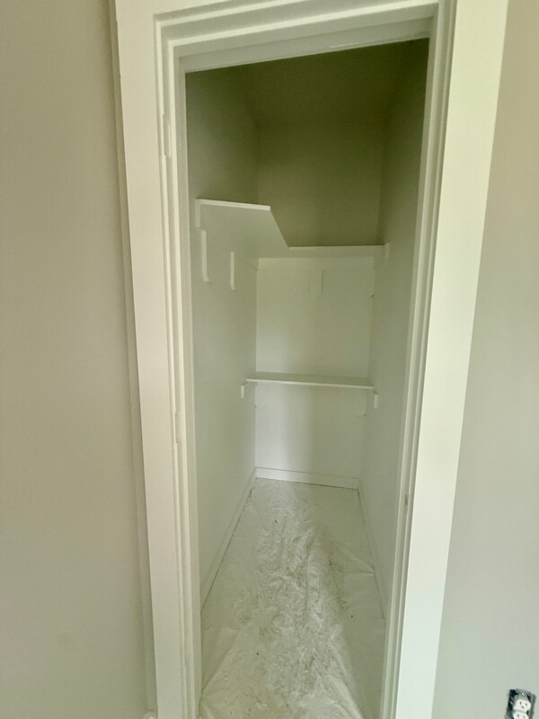 Building Photo - 408 S Gibson St