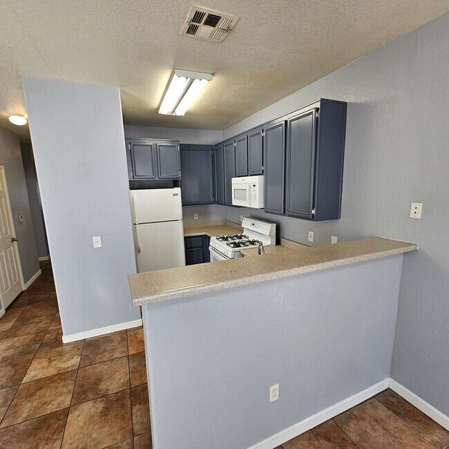 Building Photo - WOW! 3 bed 2 bath gated condo near Nellis AFB.. REMODELED!