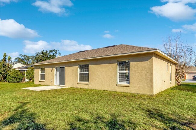 Building Photo - 849 Jarnac Dr