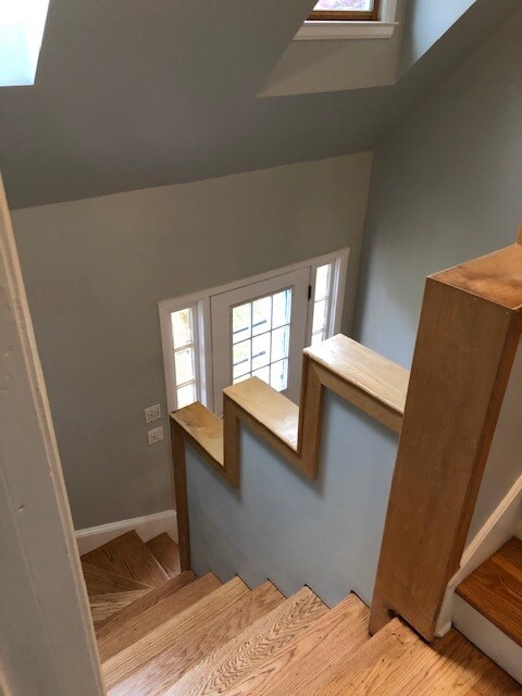 Staircase to and from foyer - 14 Locust St