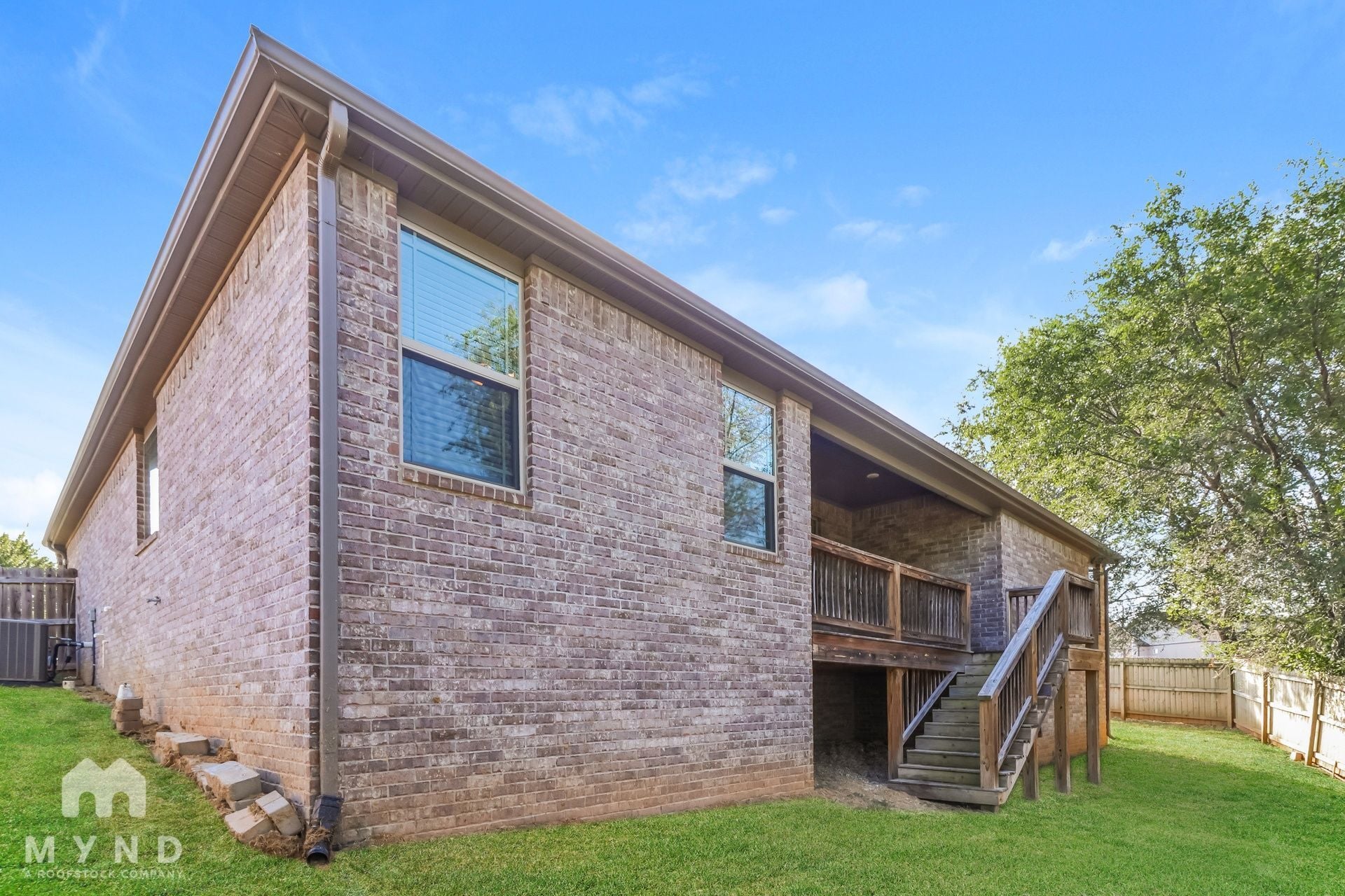 Building Photo - 2170 Hunter Dr