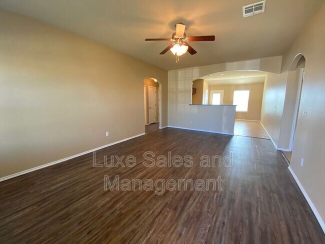 Building Photo - 2912 Thompson Farm Ln