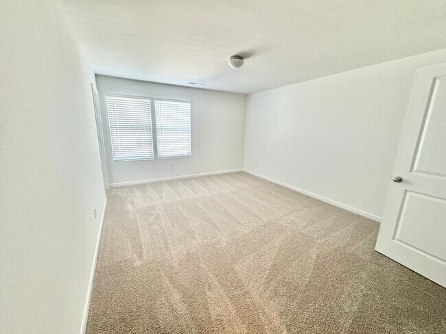 Building Photo - 1326 Stork Dr