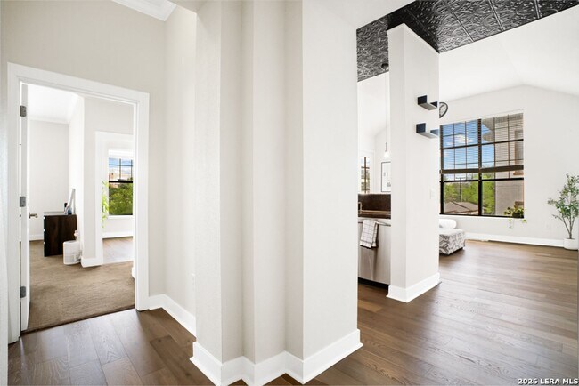 Building Photo - 2 Bedroom/2 Bath The Pinnacle At Oak Hills