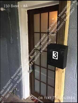 Building Photo - 150 Bank-#A