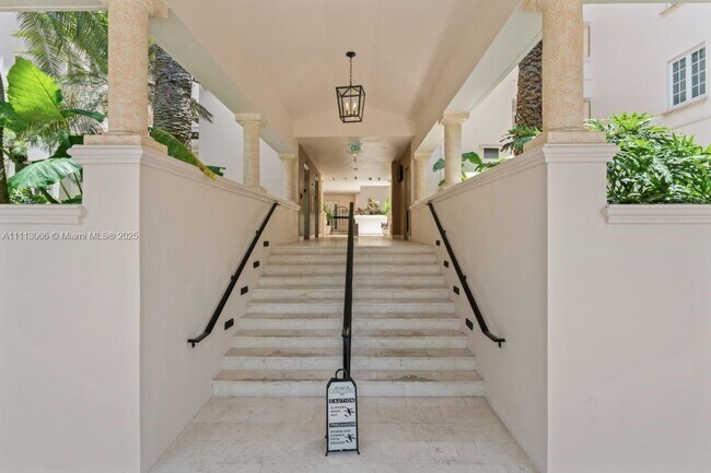 Building Photo - 19143 Fisher Island Dr