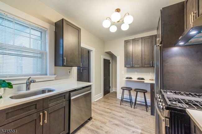 Building Photo - 61 Claremont Ave