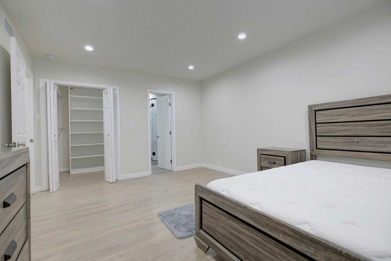 Building Photo - 7711 Forsythe St