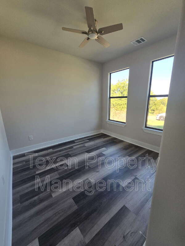 Building Photo - 3505 Brazos River Dr