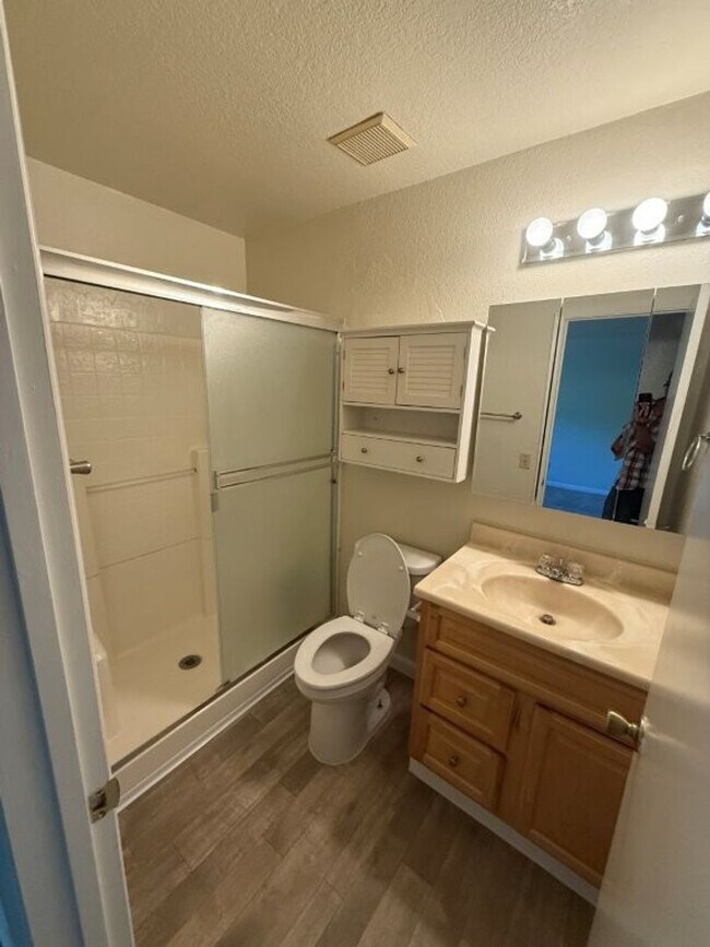 Building Photo - 2766 Applewood Dr
