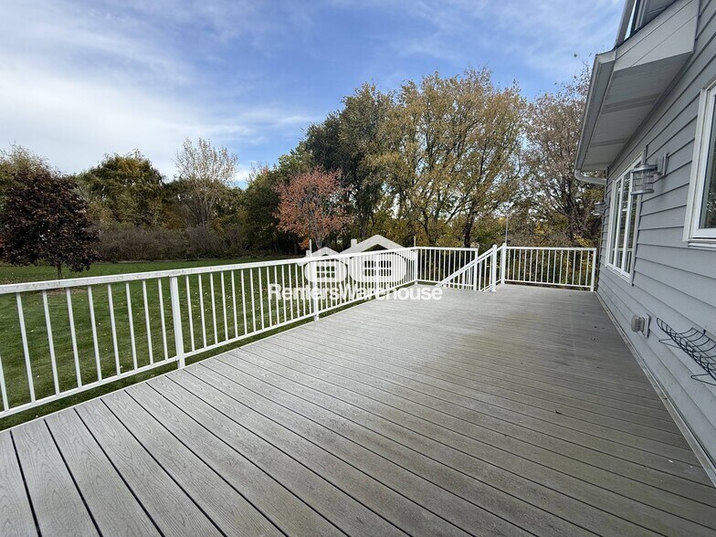 Building Photo - 9536 Windflower Pl N