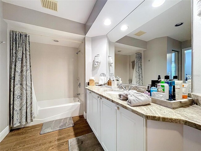 Building Photo - 3803 54th Dr W