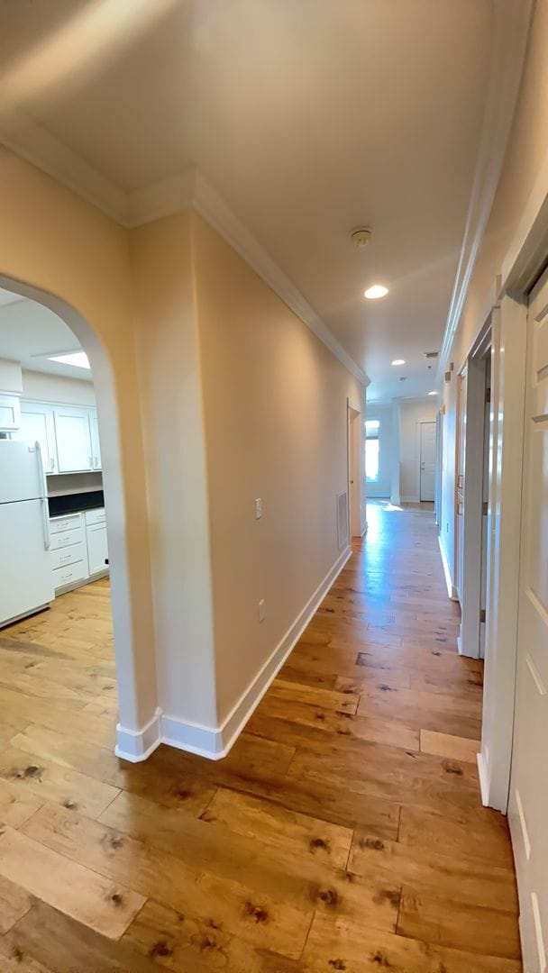 Building Photo - Two Bedroom Condo in the Exclusive Mountain Meadows Community!