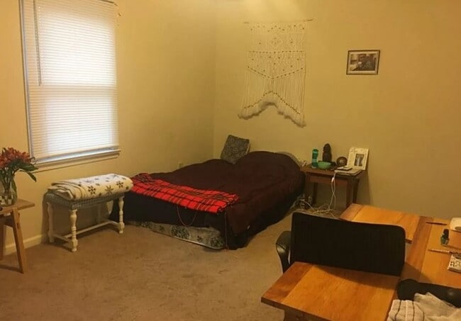 Master BR 2 - 2505 Ridge Rd