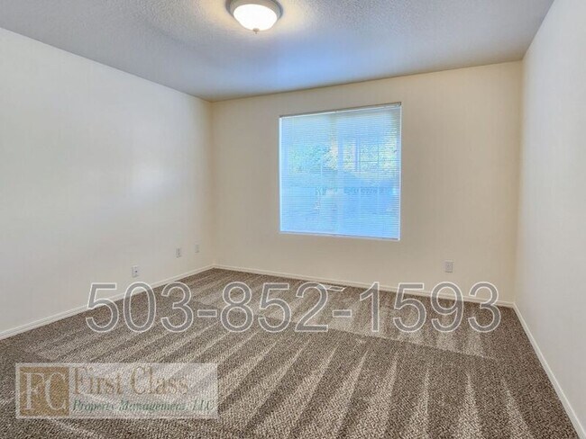 Building Photo - 13156 SW MENLOR Ln