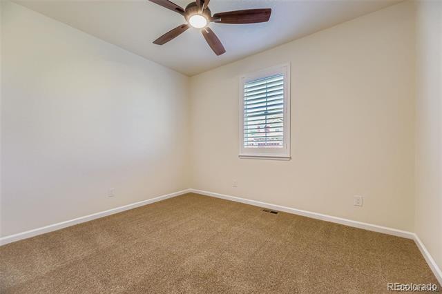 Building Photo - 5475 Harbor Town Dr