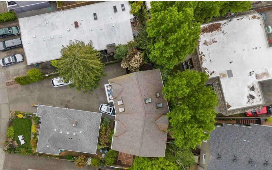 Building Photo - 4135 Chilberg Ave SW