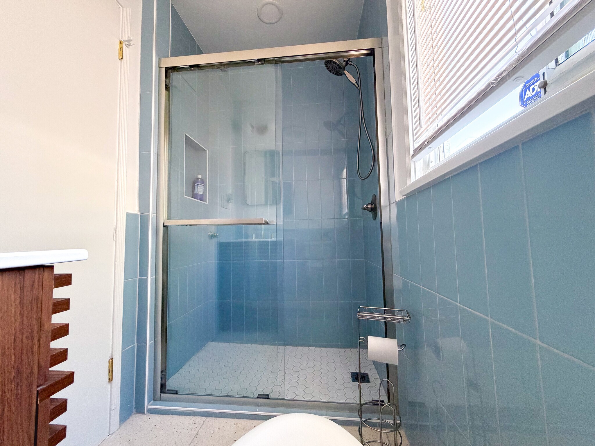 Building Photo - 925 Park Paseo