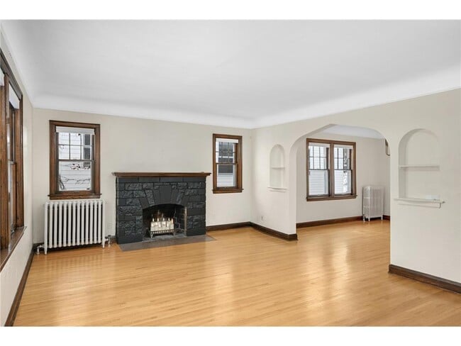 Building Photo - 4304 Beard Ave S