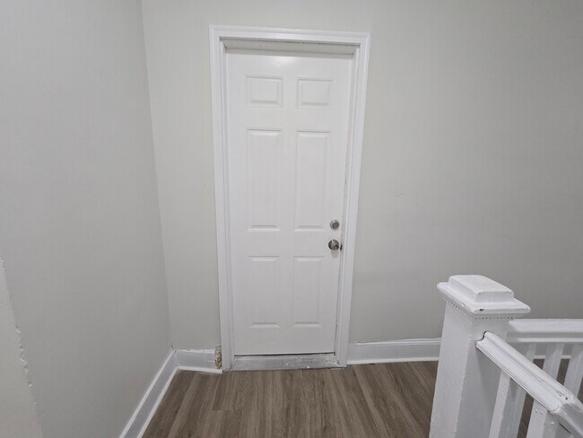 Building Photo - 25 Whittier St