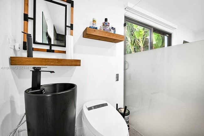 Building Photo - 85 NW 47th St