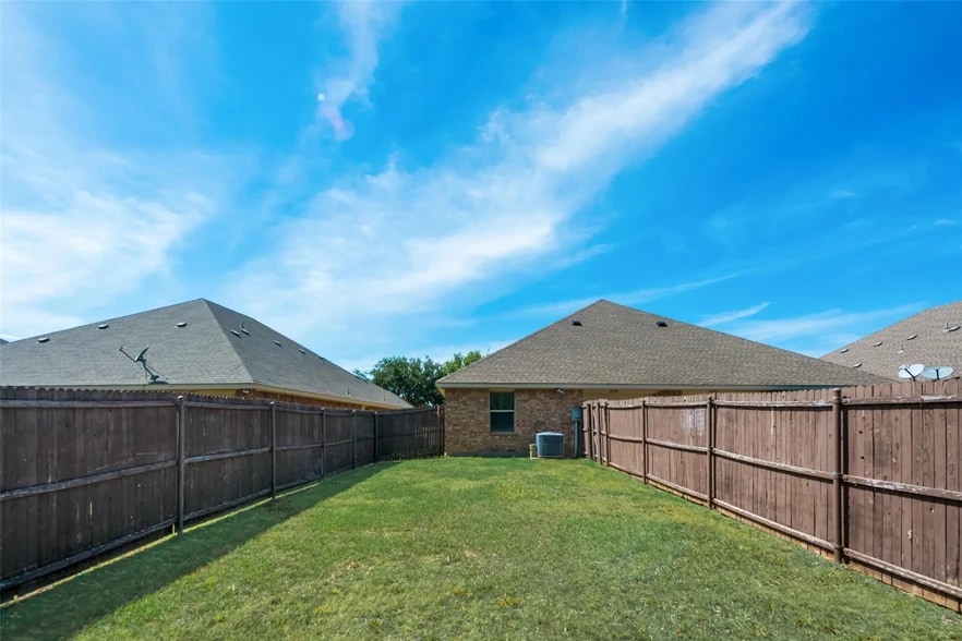 Building Photo - 2129 Colby Ln