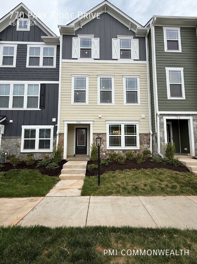 Building Photo - 770 Park Ridge Dr