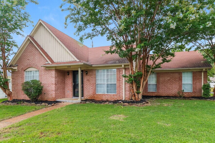 Building Photo - 7054 Brady Hill Dr